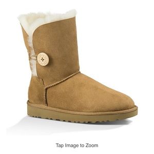 bailey button short UGG boots